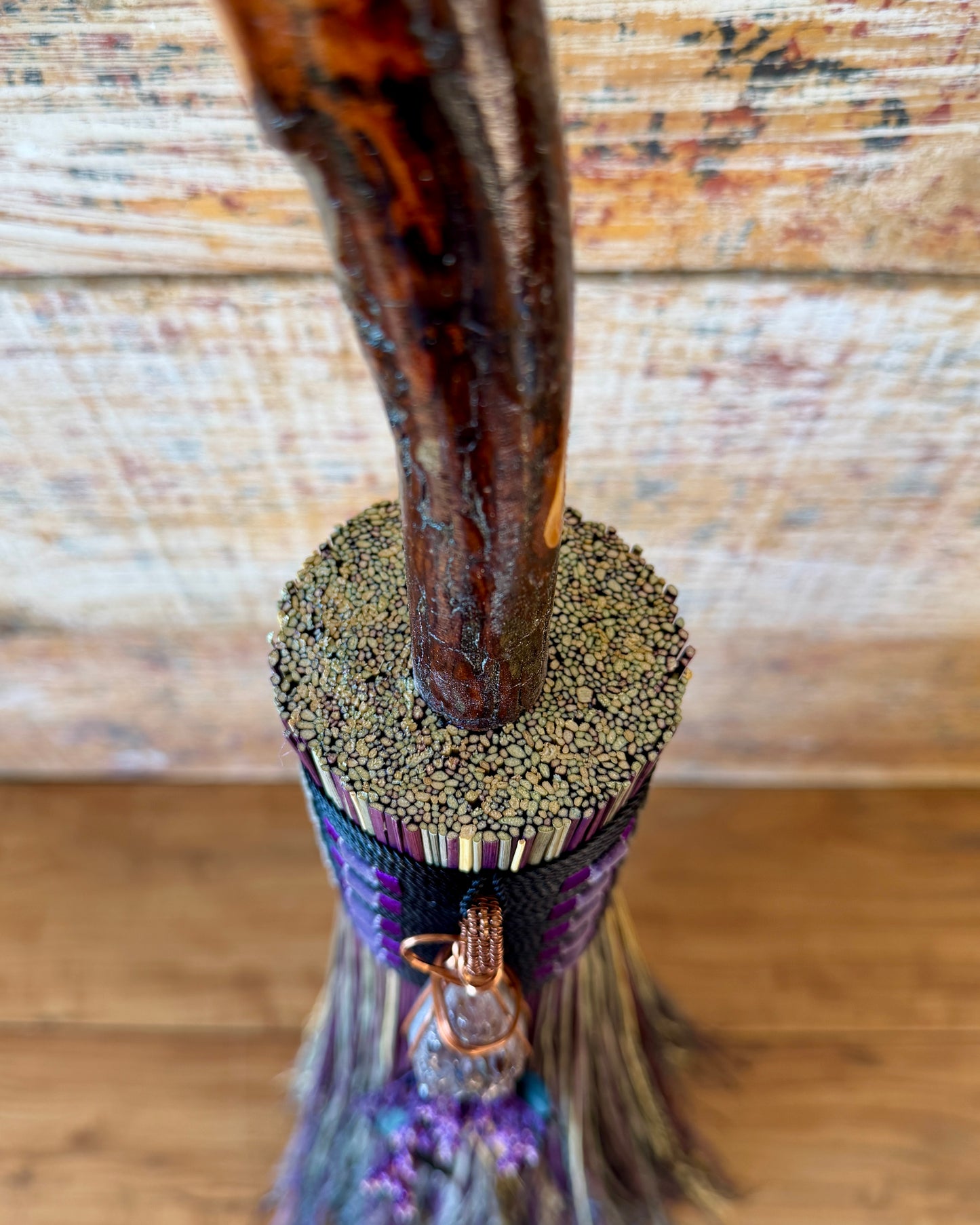 Linger Besom