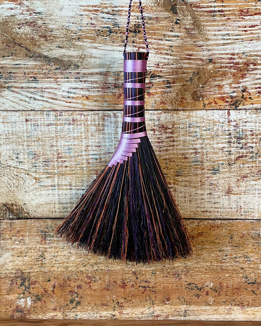 Nightfire Whisk/Lavender Thread